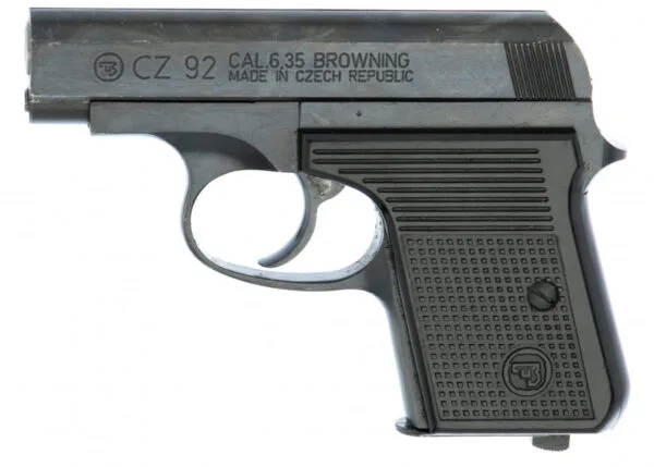 Pistola Semi-Automática Ceska Zbrojovka CZ 92 Cal. 6.35mm